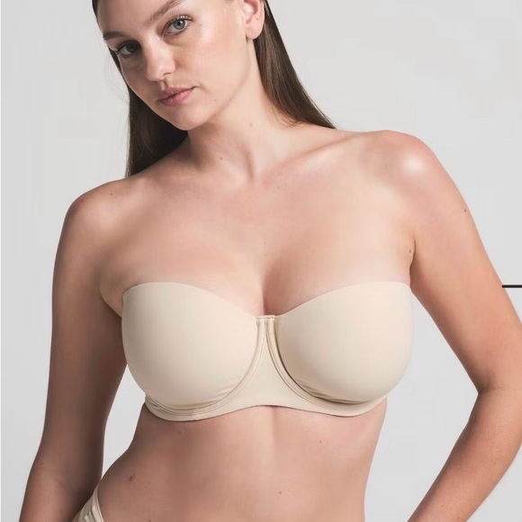 SKIMS 32DD FITS EVERYBODY STRAPLESS BRA 32DD SAND - Picture 2 of 3